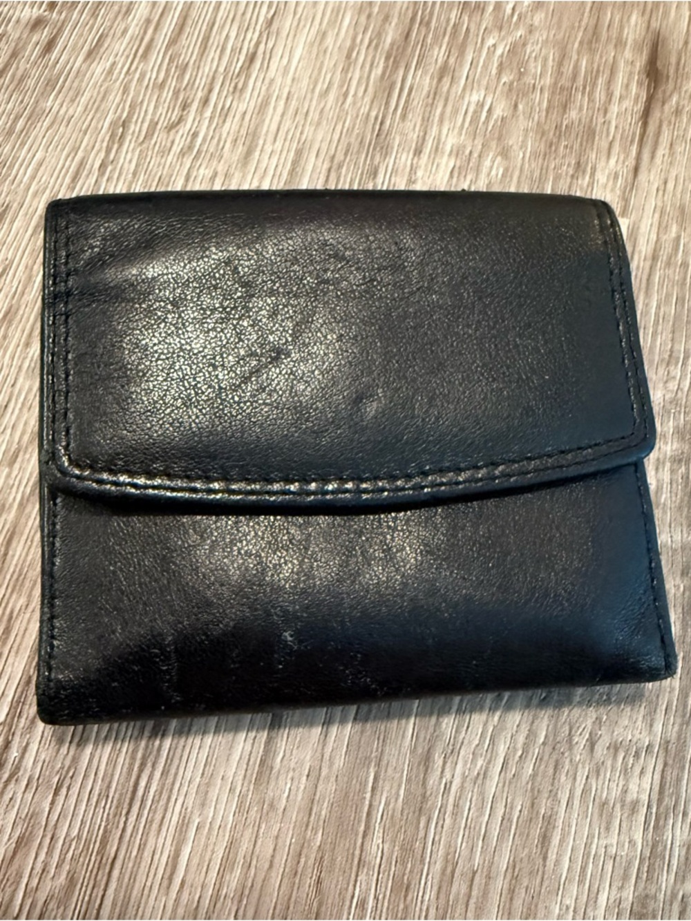 Wilsons Leather Black Genuine Leather Trifold Wallet ID Window Zip Coin Pocket